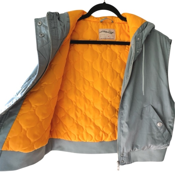 FREE PEOPLE | NWOT MAX UTILITY QUILTED HOODED PUFFER VEST GRAY & ORANGE | MEDIUM - Picture 7 of 11